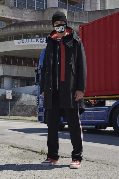 Look 15